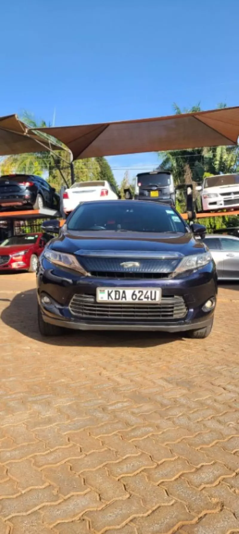 Toyota Harrier   - 2014