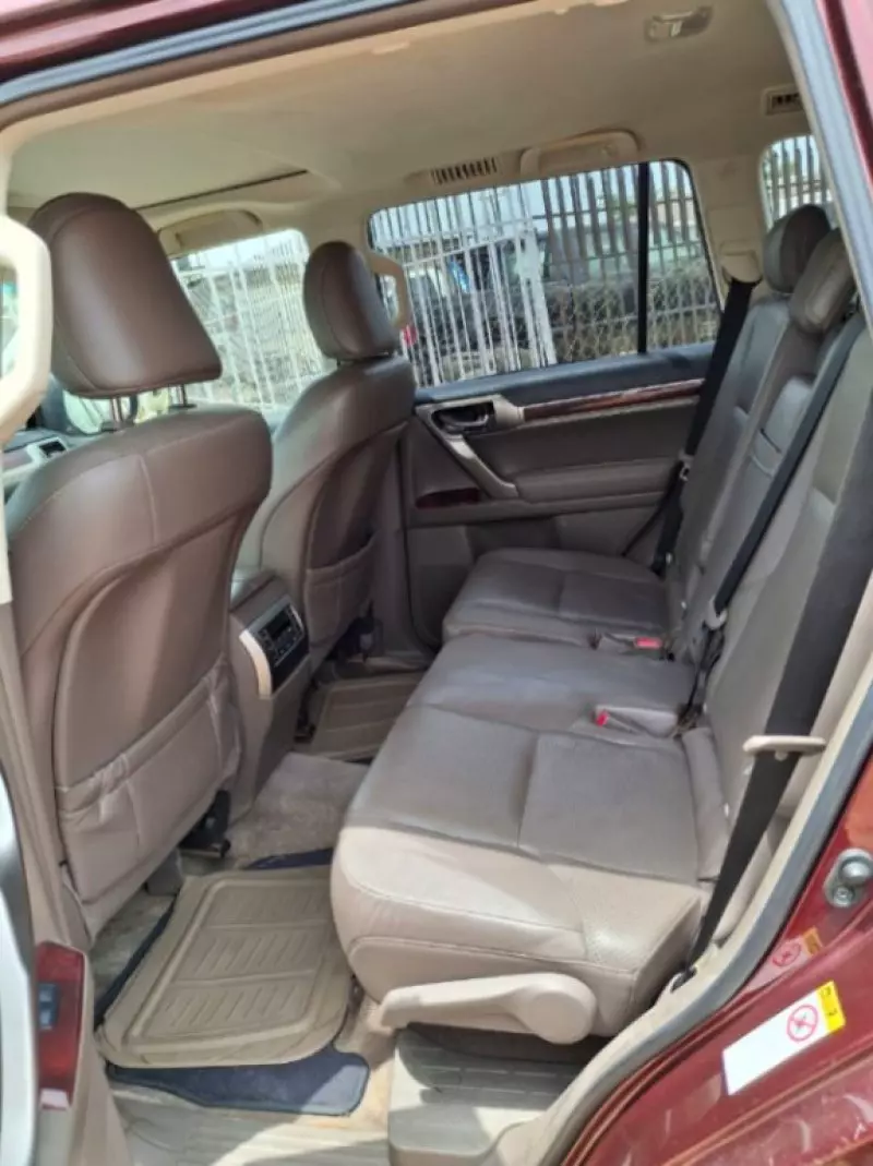 Lexus GX 460   - 2013