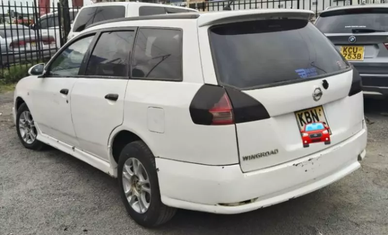 Nissan Wingroad - 2005