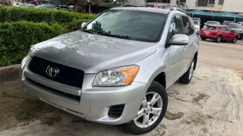 TOYOTA RAV 4 - 2012