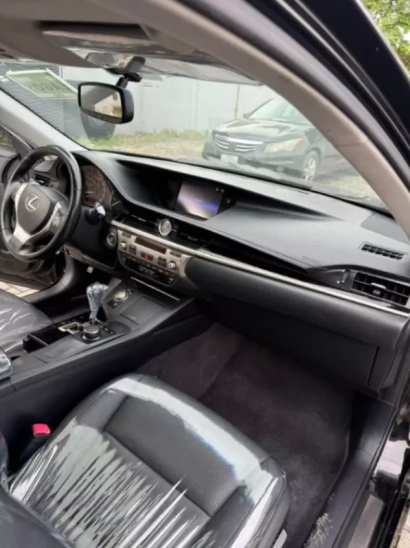 Lexus ES 350   - 2015