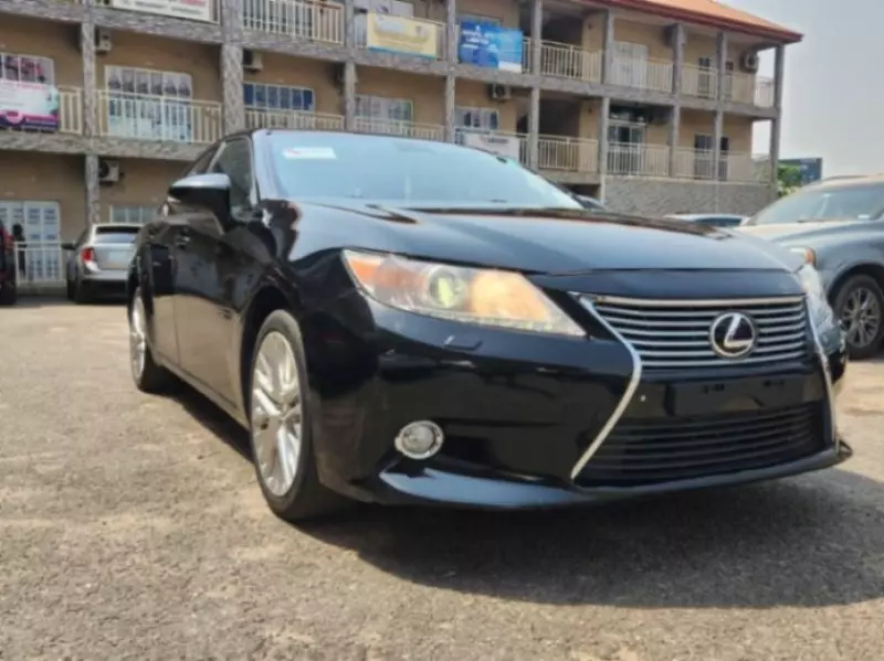 Lexus ES 350   - 2014