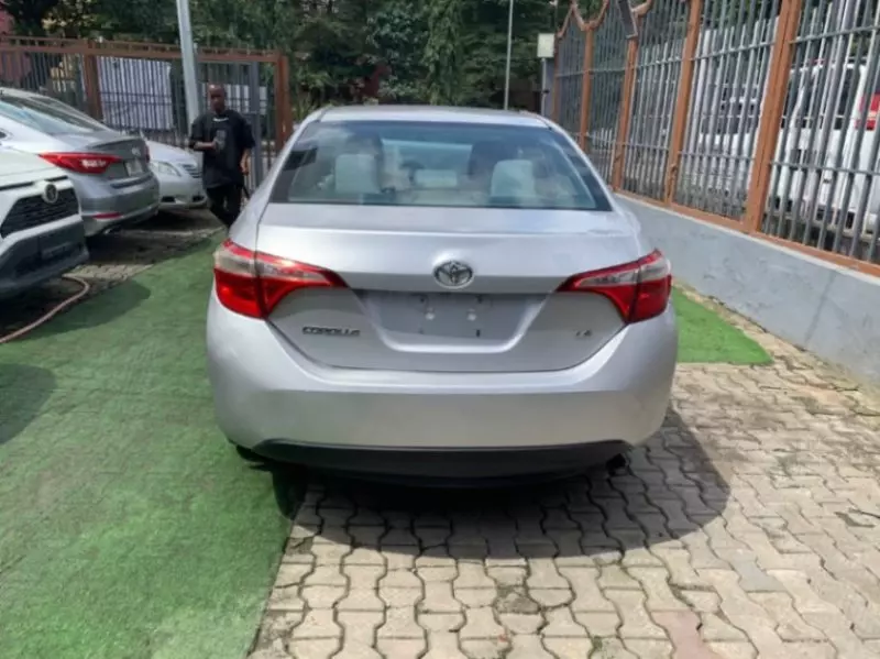 TOYOTA Corolla   - 2016