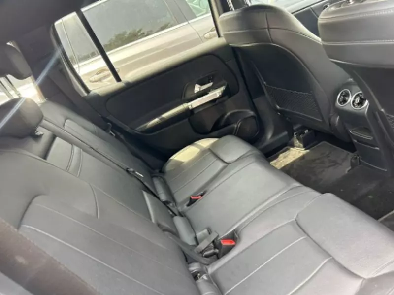 Mercedes-Benz GLB-Class   - 2021