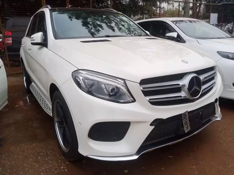 Mercedes-Benz GLE 350   - 2016