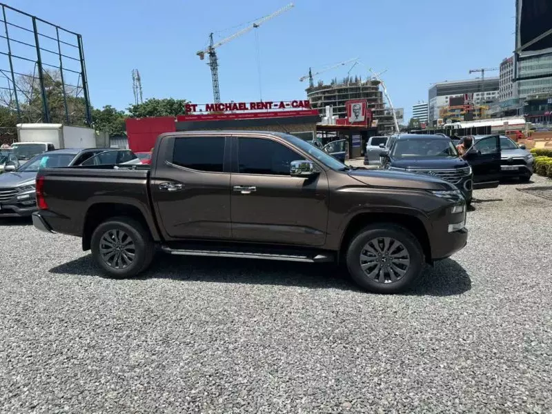 Mitsubishi L200 D/C Sportero A/T - 2026