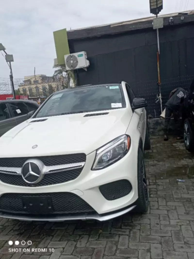 Mercedes-Benz GLE 450   - 2016