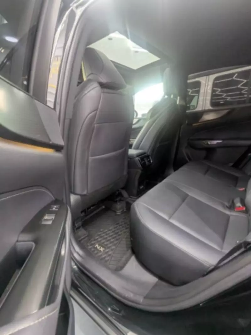 Lexus NX300h Hybrid   - 2022