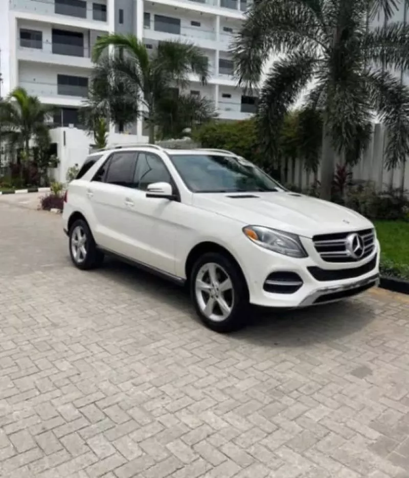 Mercedes-Benz GLE 350   - 2016