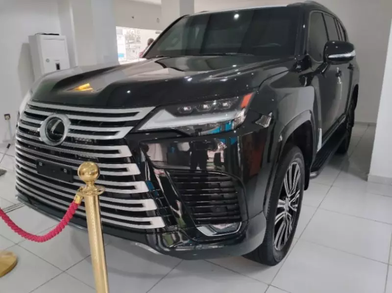 Lexus LX 600   - 2024