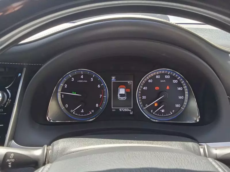 Toyota Harrier   - 2018