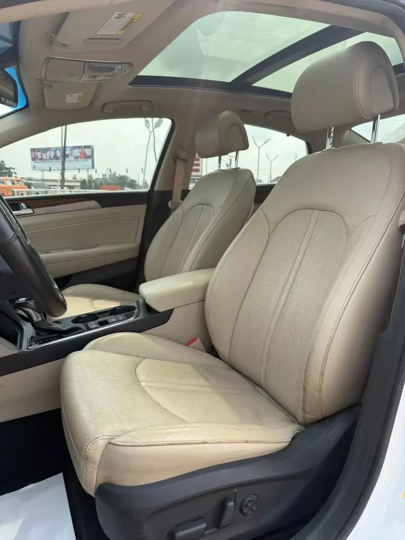Hyundai Sonata   - 2015