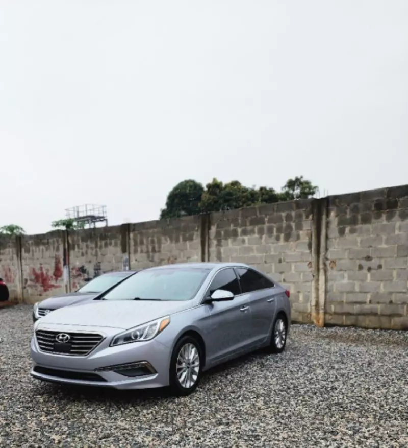 Hyundai Sonata   - 2015