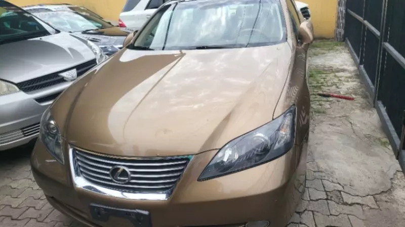 Lexus ES   - 2008
