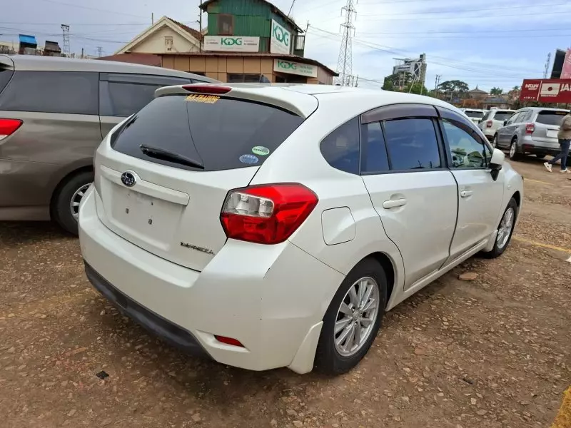 Subaru Impreza   - 2012