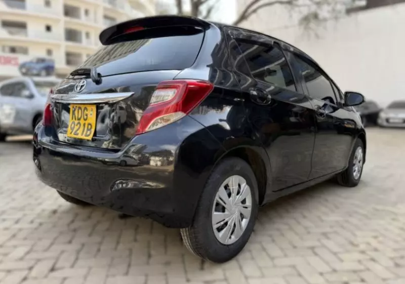 TOYOTA Vitz   - 2014