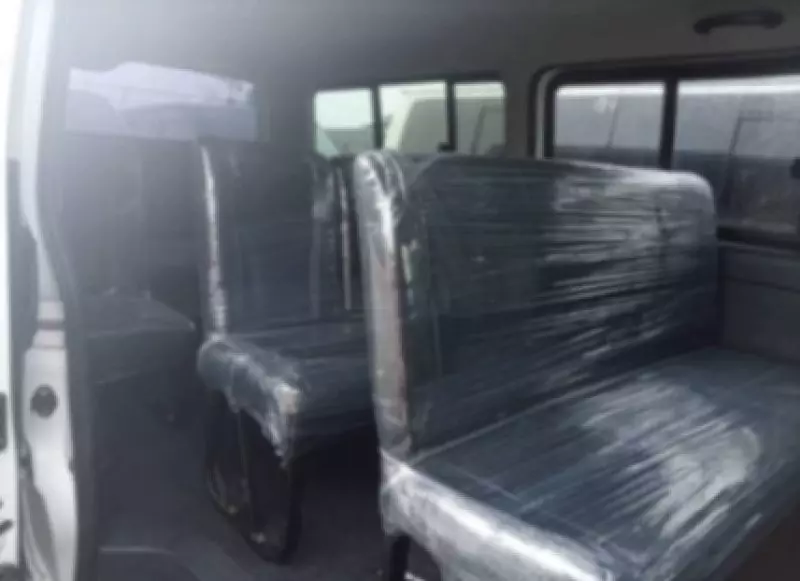 Toyota Hiace   - 2012