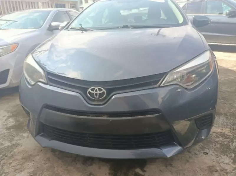 Toyota Corolla   - 2016