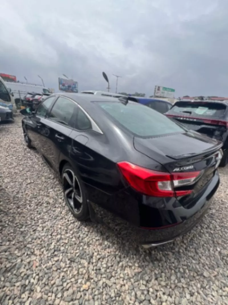Honda Accord - 2018