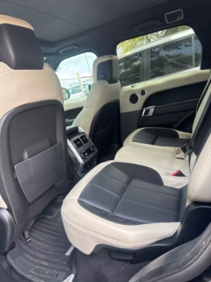 Land Rover Range Rover Sport   - 2020