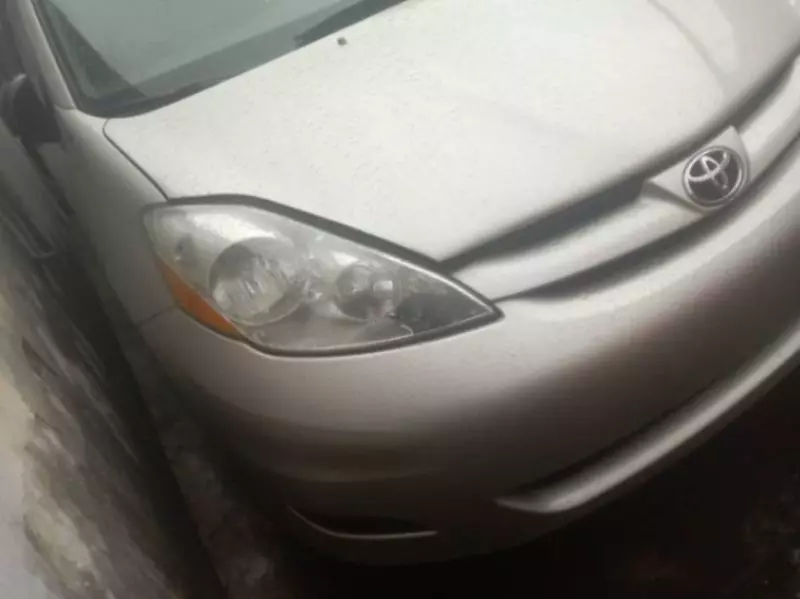 Toyota Sienna   - 2007