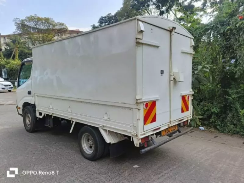 Toyota Dyna   - 2014