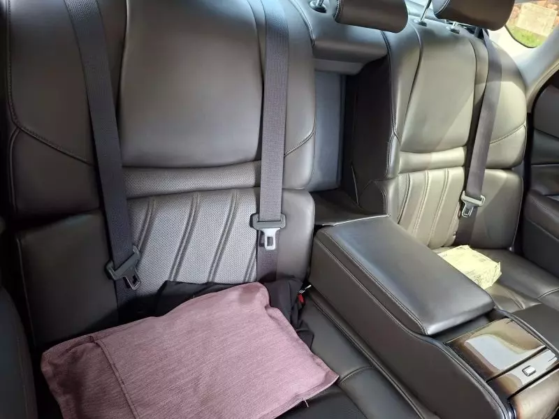 Nissan Fuga Hybrid   - 2015