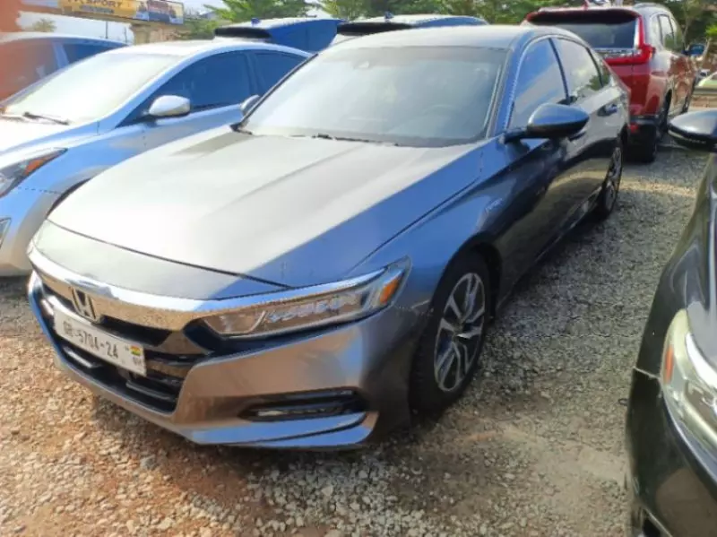 Honda Accord   - 2019