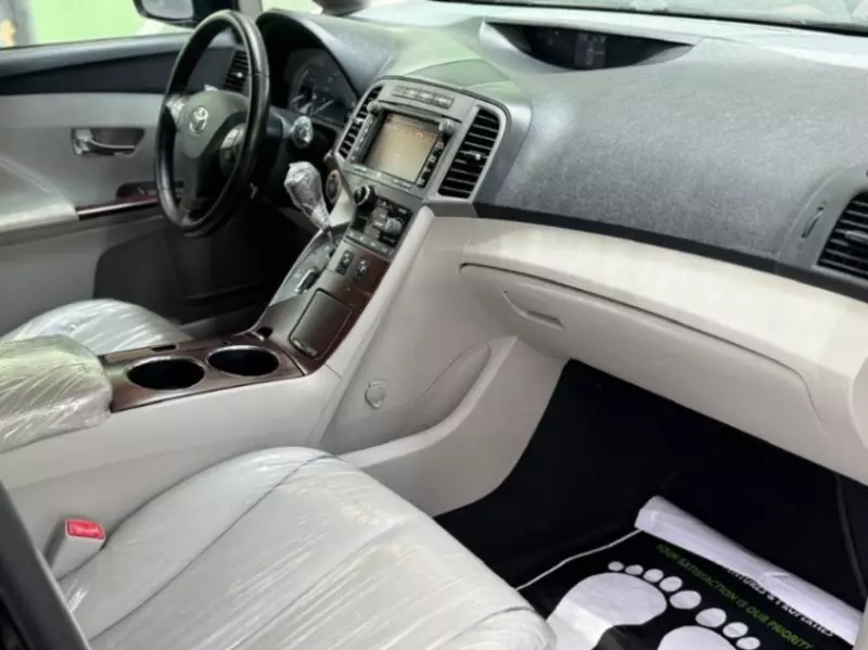 Toyota Venza   - 2010