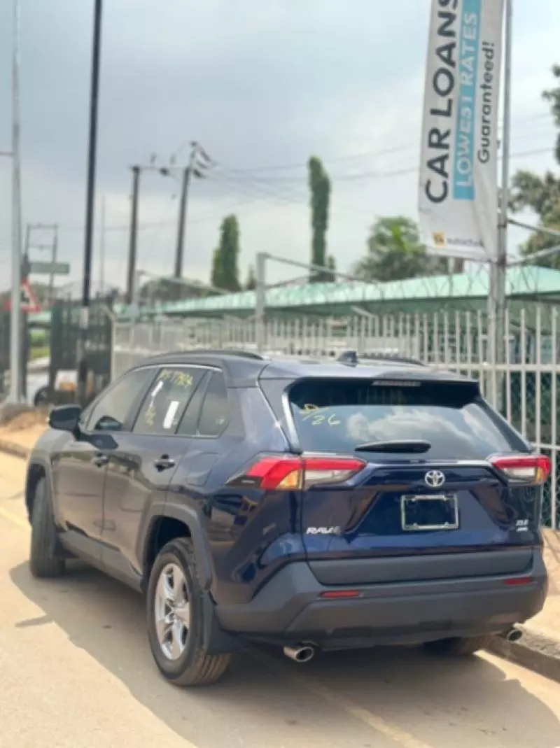 Toyota RAV 4   - 2024