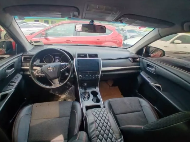 Toyota Camry   - 2015