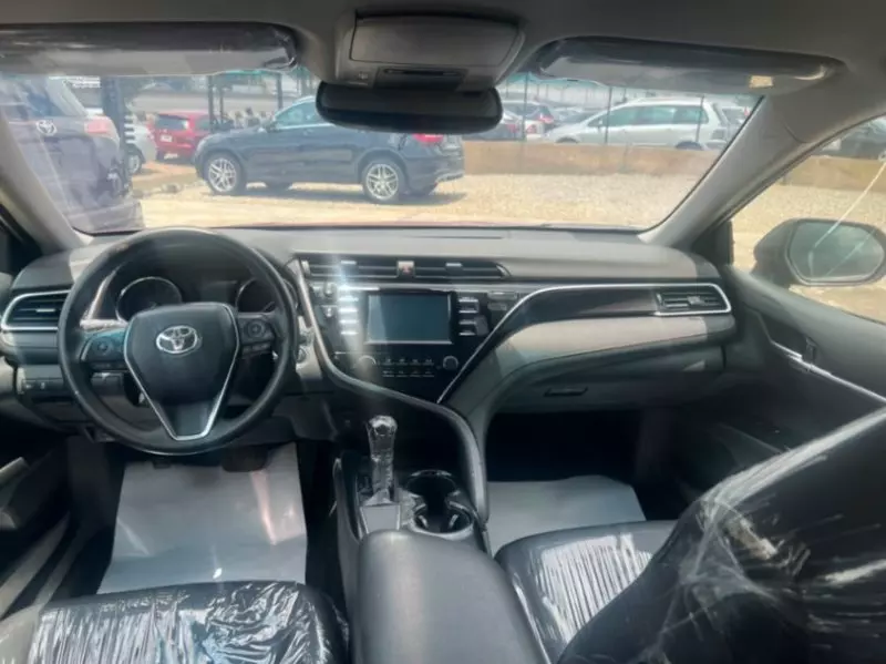 TOYOTA Camry   - 2018
