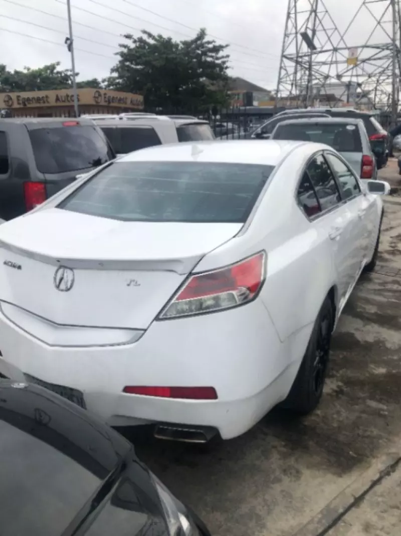 Acura TL   - 2011