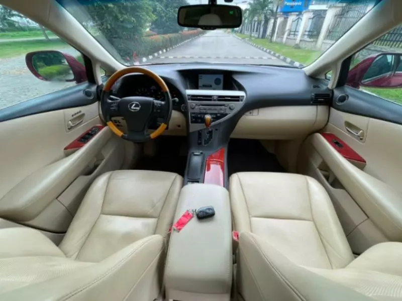 Lexus RX   - 2010