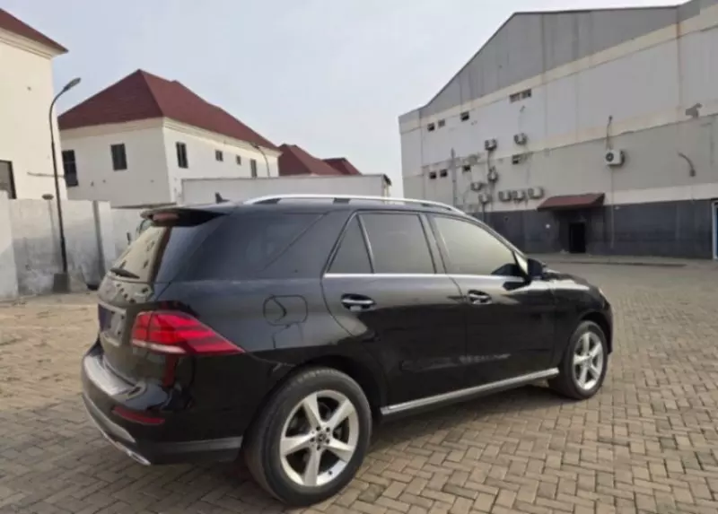 Mercedes-Benz GLE 350 - 2018