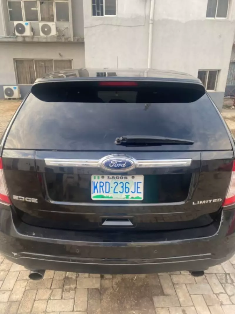 Ford Edge   - 2013