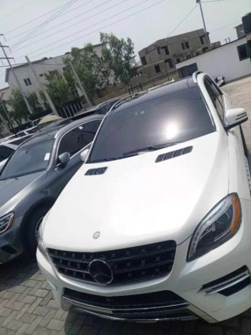 Mercedes-Benz ML-Class   - 2015