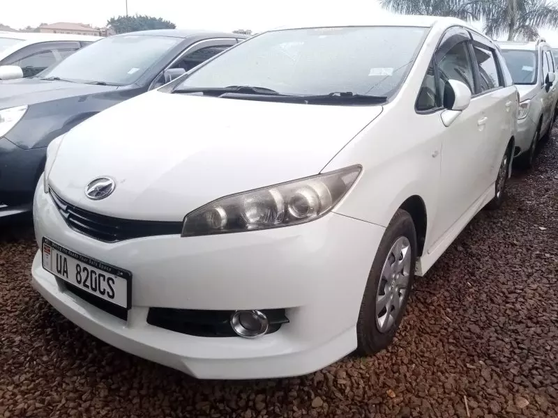 Toyota Wish   - 2012
