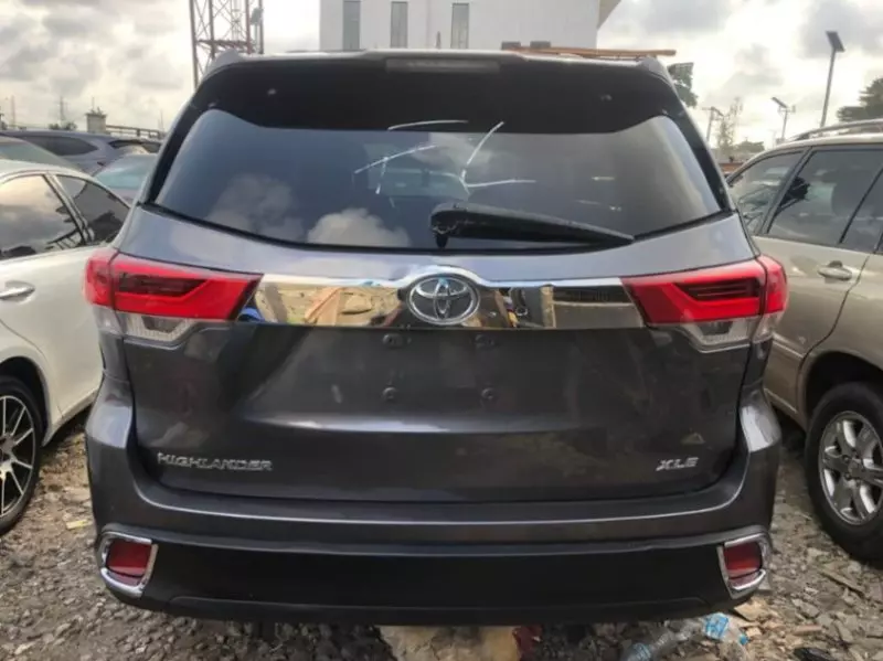 Toyota Highlander - 2018