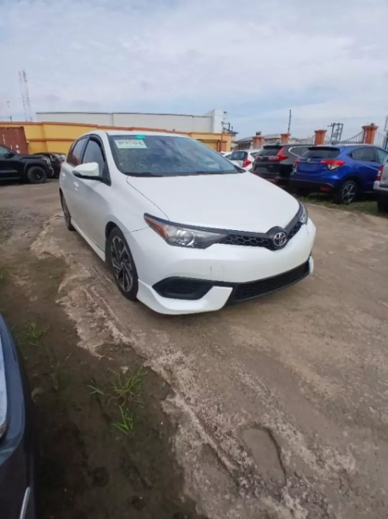 TOYOTA COROLLA iM   - 2017