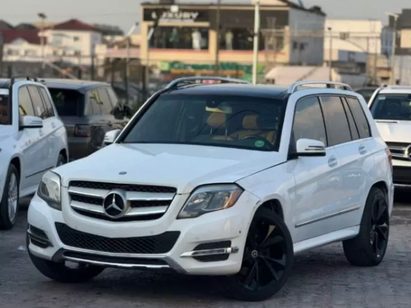 Mercedes-Benz GLK 350   - 2014