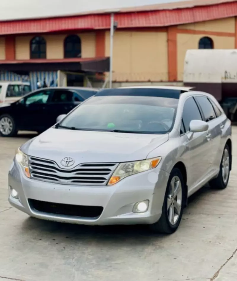 Toyota Venza - 2010