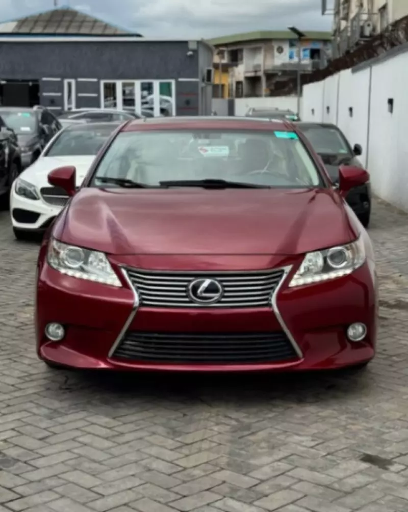 Lexus ES 350   - 2013