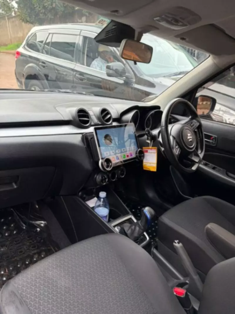 SUZUKI Swift   - 2017