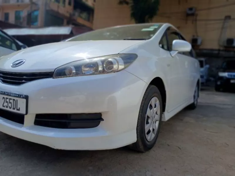 Toyota Wish   - 2010