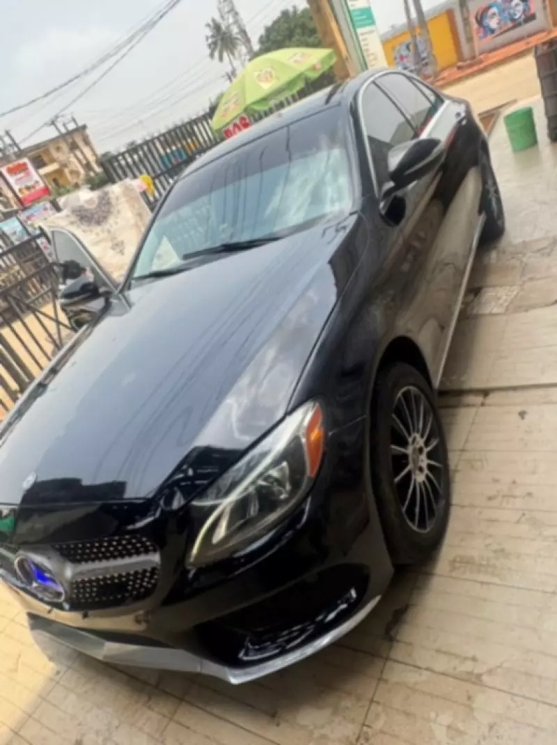 Mercedes-Benz C-Class   - 2015