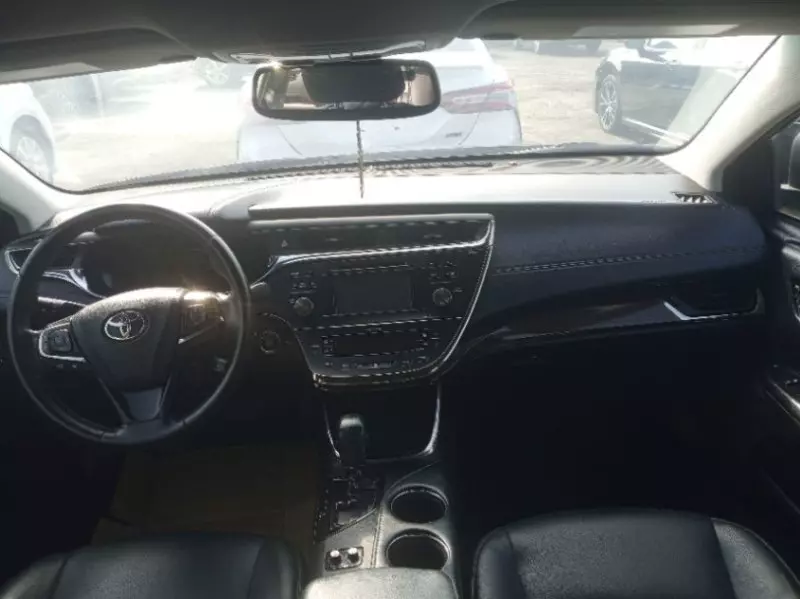 Toyota Avalon   - 2014