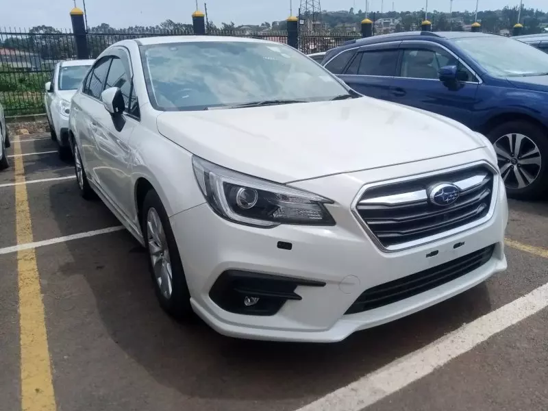 Subaru Legacy   - 2016