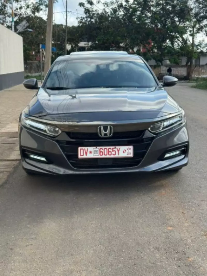 Honda Accord - 2009