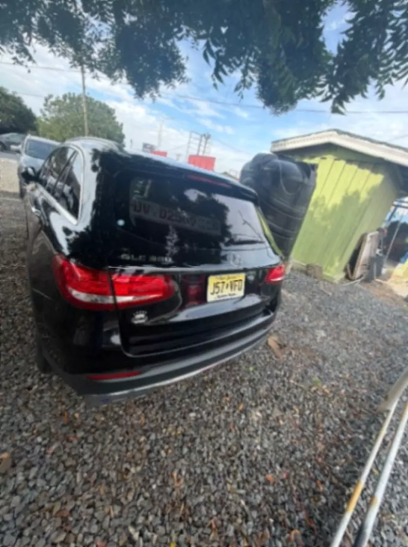 Mercedes-Benz GLC 300   - 2017